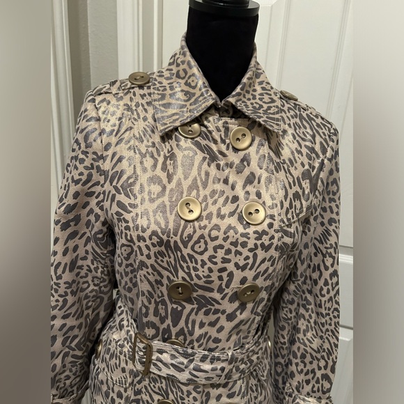 Lisa Int’l Animal Print Short Trench Coat/Jacket - Picture 7 of 10